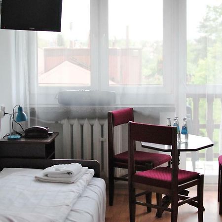 Hôtel Krystyna à Cracovie Extérieur photo